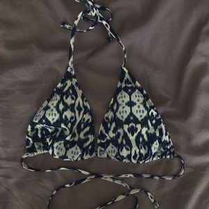 Blue patterned bikini top